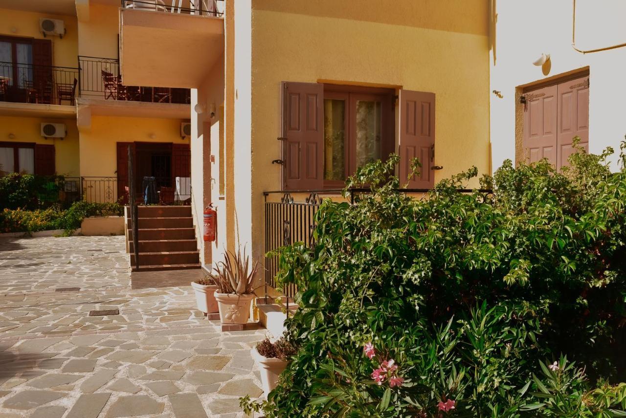 Stella Apartments Marathókampos Exterior foto
